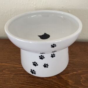 Neco Ichi Cat Kitten Raised Pedestal Ceramic White Porcelain Food Bowl Necoichi